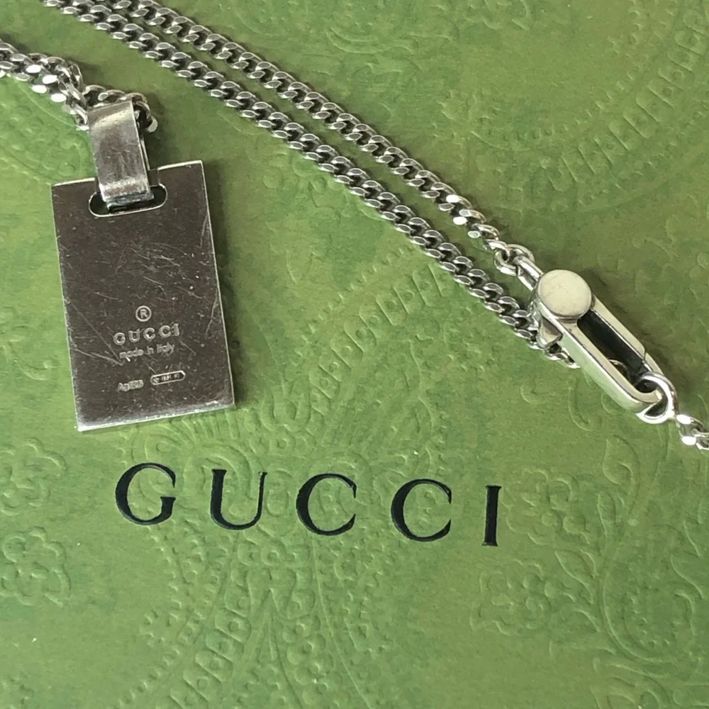 GUCCI Sterling Silver Diamante Pattern Sherryline Pendant Gucci Necklace w Box